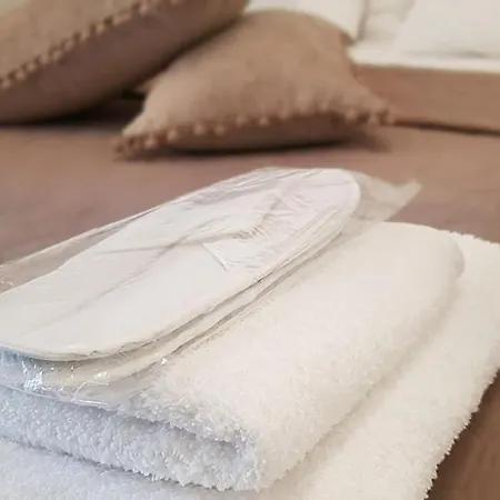 Antigonidon Square Luxury Appartement *
